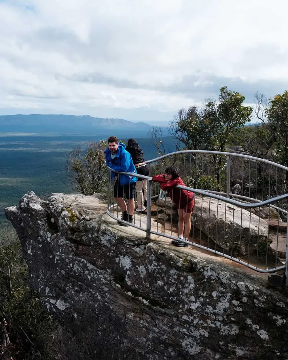 Balconies — Grampians, Hike & Seek