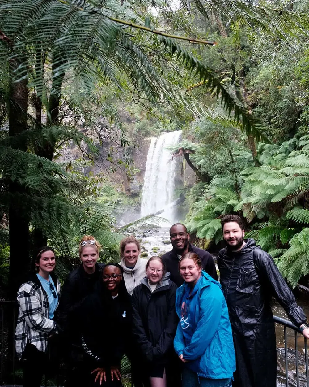 Hopetoun 6 — Great Ocean Road, Hike & Seek
