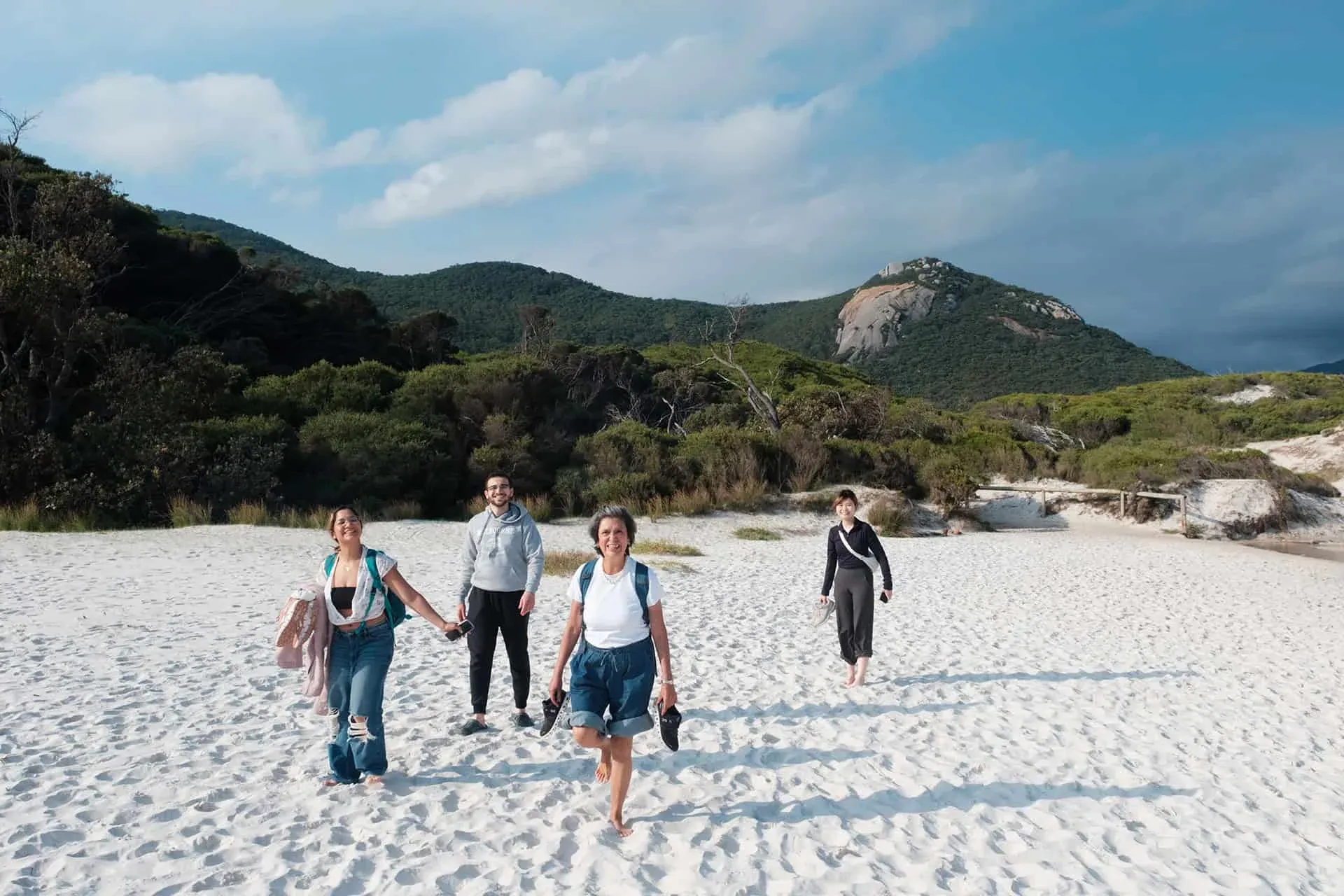 Squeaky beach 5 — Wilsons Prom, Hike & Seek